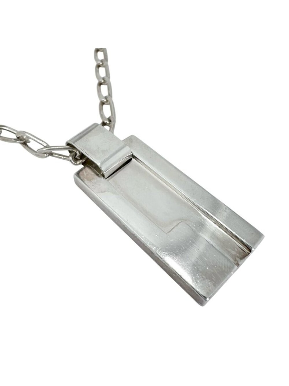Gucci G Logo Plate Silver Necklace